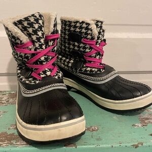 Sorel Tivoli Tweed Houndstooth Waterproof Winter Boots-Size 9